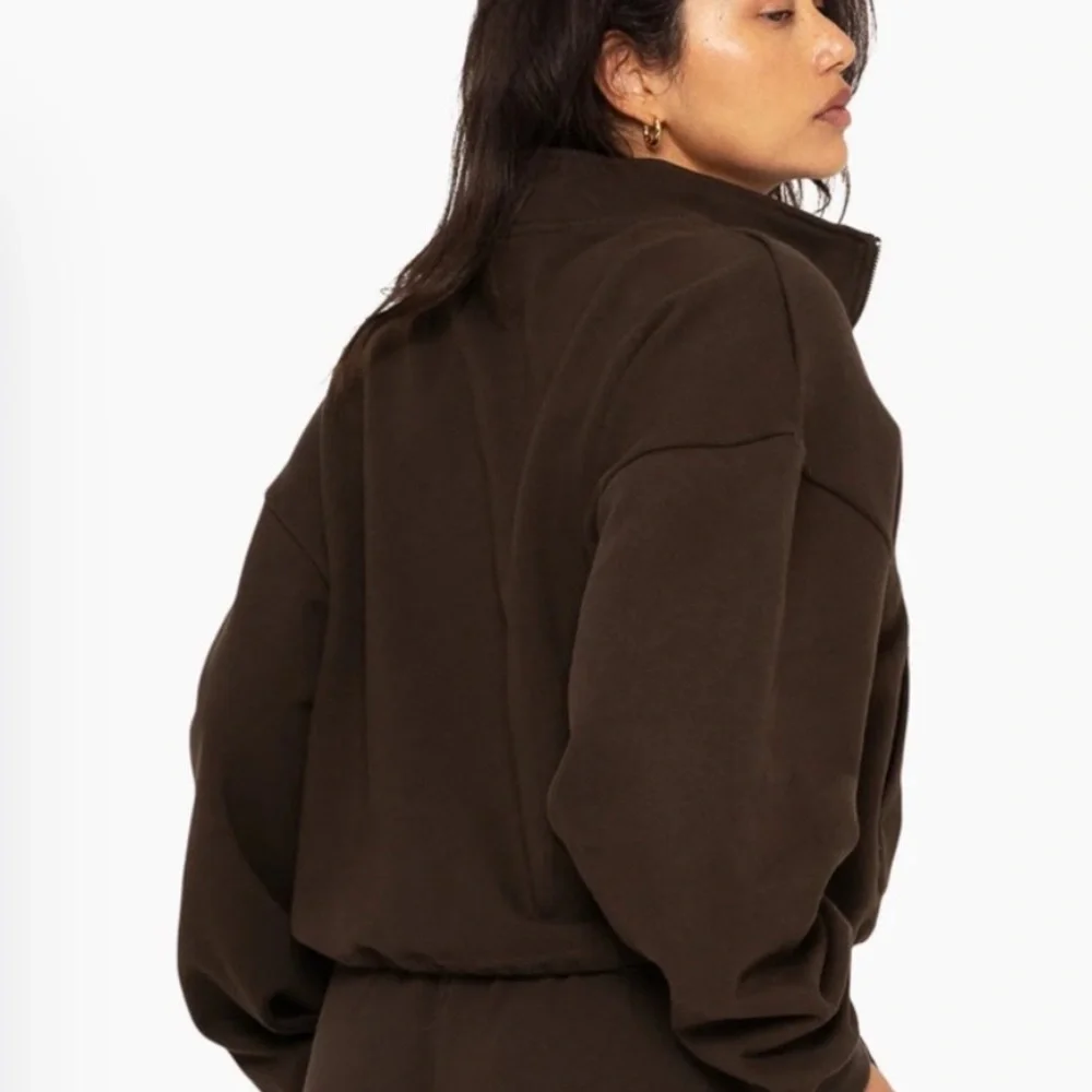 Set Active | heavyweight cropped half zip hoodie - Picture 2 of 5